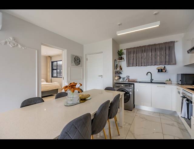 2 BEDROOM APARTMENT FOR SALE IN WINDERMERE